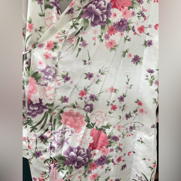 Floral Women's Robe - Picture 6 of 6